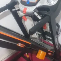 تردمیل حرفه ای .شیب برقی. فلش خور .۱۲۰کیلو.نو نو