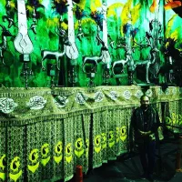 علم بزرگ 9 تیغه بدون مشابه