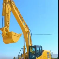 اجاره دودستگاه بیل مکانیکی همراه باپیکور