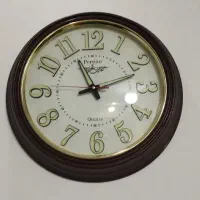 ساعت دیواری