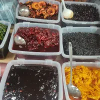 فروشنده خانم