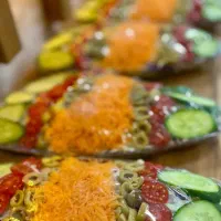 نیازمند نیروی خانم و مرد کمک اشپز