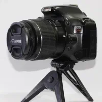 دوربین کنون