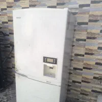 یخچال فریزر بزرگ اسنوا