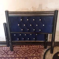تخت فلزی