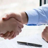 فروشنده تجهیزات آشپزخانه و شیرآلات