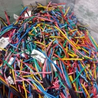 خریدار انواع کتاب باطله و کاغذ|خدمات پیشه و مهارت|ایلام, |دیوار