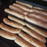 فروشنده آسیاباد  نان فانتزی خانم یا آقا با سابقه