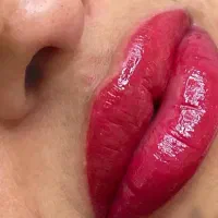 مدل شیدینگ لب با ۱۵ درصد تخفیف تا آخر این ماه|خدمات آرایشگری و زیبایی|نجف‌آباد, هفده شهریور|دیوار