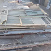 در پنجره
