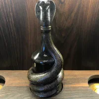 بطری شیشه خالی فوق کلکسیونی کمیاب مار