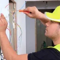 استخدام برقکار ساختمان در شرکت معتبر فنی و مهندسی