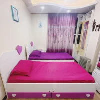 سرویس تخت خواب و میز آرایش و میز تحریر و کمد