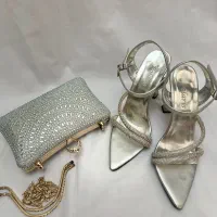 کفش مجلسی نقره ای سالم|کیف، کفش، کمربند|تهران, امامت|دیوار
