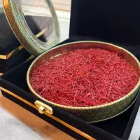 زعفران و هل