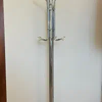 چوب لباسی ایستاده