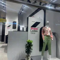 مغازه-همراه-با-دکور