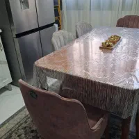 میز ناهارخوری کاملا سالم