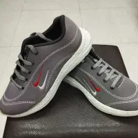 پوشاک . کتونی . صندل . کلاه|لباس|پرند, فاز ۵|دیوار