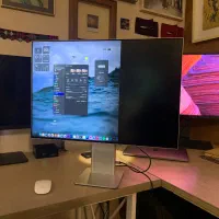 مانیتور ۲۸ اینچ هواوی ، نیازمند تعمیر 4k