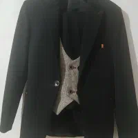 کت وشلوار و جلیقه در حد نوپسرانه