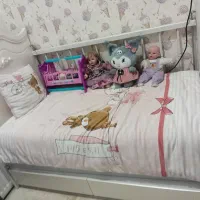 تخت و کمد کودک