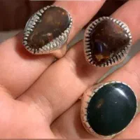انگشتر فروشی