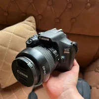 دوربین Canon EOS 2000D فوق‌العاده تمیز