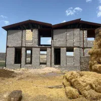 ویلایی نیمه کاره