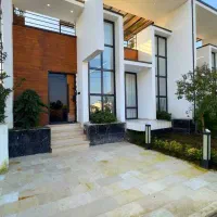 ویلا-فلت-روف-دار-نما-مدرن