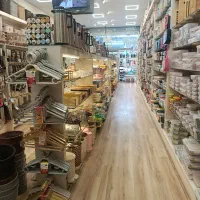 فروشنده فروشگاه