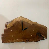 ساعت دیواری چوبی