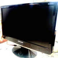 مانیتور سامسونگ ۱۹ اینچ تر و تمیز