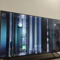 تلویزیون شکسته خراب سالم