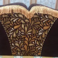 پشتی و میز تی وی