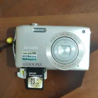 دوربین دیجیتال نیکون ژاپنی