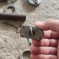 قفل قدیمی عتیقه|کلکسیون اشیاء عتیقه|لنجان, |دیوار