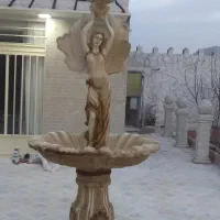 آبنما مجسمه فرشته دار