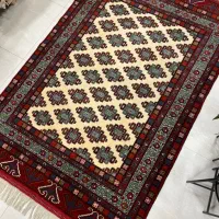 قالیچه دستباف زیبا و ظریف