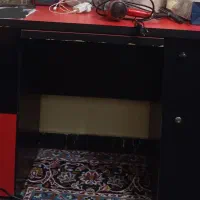 کمد و میز تحریر و کتابخانه