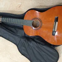 گیتار والنسیا