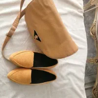 لباس و کیف|کیف، کفش، کمربند|اصفهان, برازنده|دیوار