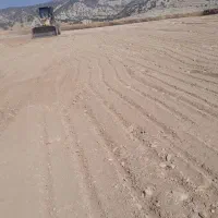 زمین در قطعات ۶۰۰ متری ملکشاهی