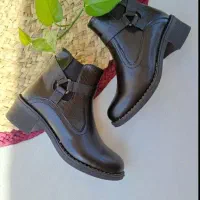 نیم ساق زنانه