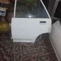 در ماشین پراید درحدنوسمت راننده عقب و جلووبخش