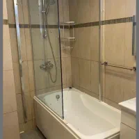 وان حمام با شیشه جدا کننده