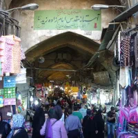 رهن و اجاره مغازه داخل بازار نزدیک ۱۵ خرداد