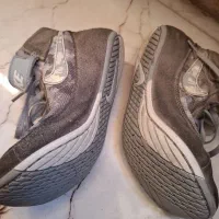 کفش کشتی و زانوبند آتل دار