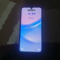 یک عدد گوشی a15 در حدنو انتقال مالکیت کارتون داره