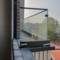 شیشه سکوریت کرکره برقی|خدمات پیشه و مهارت|بندر انزلی, شهرداری|دیوار